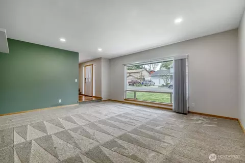 Living - 9615 NE 201st St, Bothell, WA 98011 photo 4 of 6