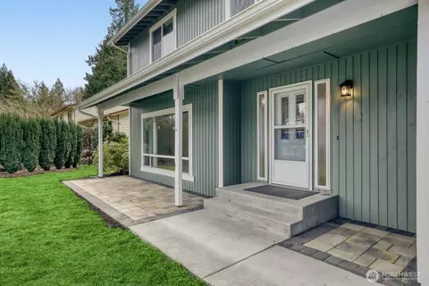 Exterior - 9615 NE 201st St, Bothell, WA 98011 photo 3 of 7