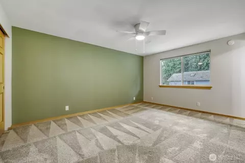 Bedroom - 9615 NE 201st St, Bothell, WA 98011 photo 4 of 6