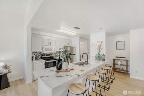 901 Marine View Dr #202, Everett, WA 98201 photo 13