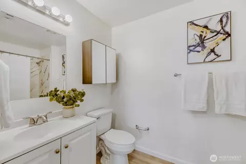 901 Marine View Dr #202, Everett, WA 98201 photo 19