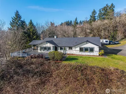 3827 90th Ave E, Edgewood, WA 98371