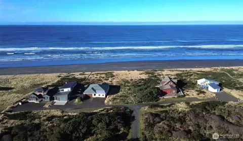 3 Dune Crst, Westport, WA 98595