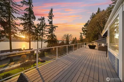 2129 Dellesta Dr, Bellingham, WA 98226