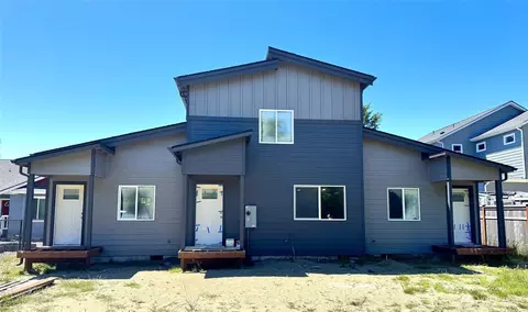 937 Mount Olympus Ave SE #C, Ocean Shores, WA 98569