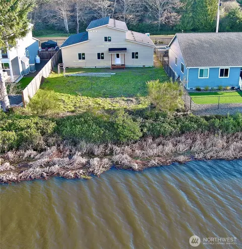 937 Mount Olympus Ave SE #C, Ocean Shores, WA 98569