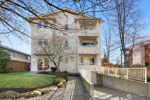 1707 NW 59th St #302, Seattle, WA 98107