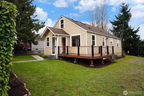 10633 21st Ave SW, Seattle, WA 98146