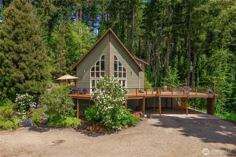 10507 48th St E, Edgewood, WA 98372
