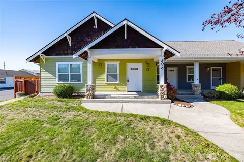 306 S Main St #A1, Coupeville, WA 98239