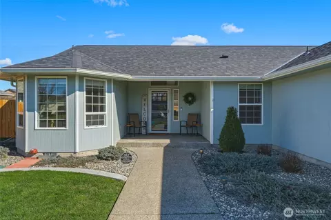 2021 Gemstone Dr, Walla Walla, WA 99362