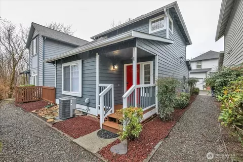 25123 Roberts Dr #504, Black Diamond, WA 98010