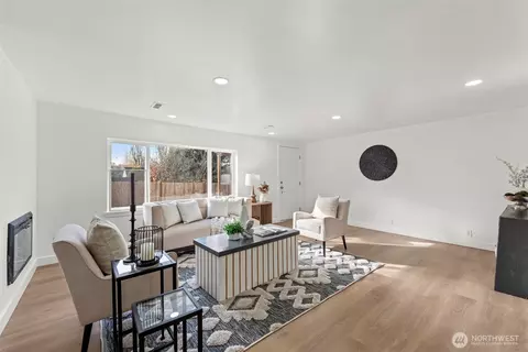 8305 Duncan Ave S, Seattle, WA 98118