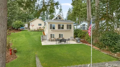 2241 E Timberlake Dr W, Shelton, WA 98584