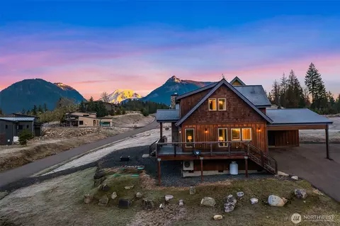 126 Burl Ln, Packwood, WA 98361