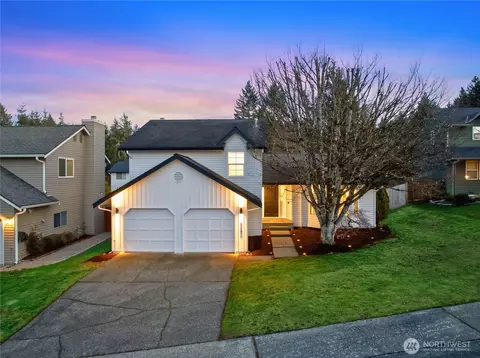 18304 152nd Ct SE, Renton, WA 98058