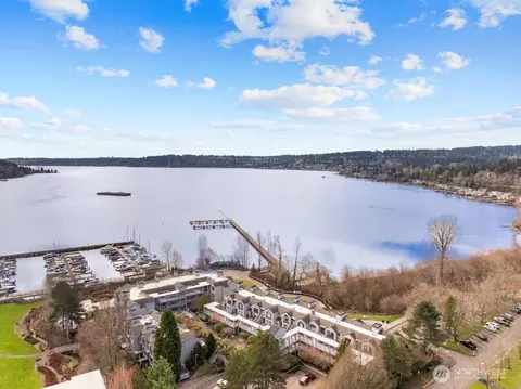 6121 NE 175 St #A202, Kenmore, WA 98028