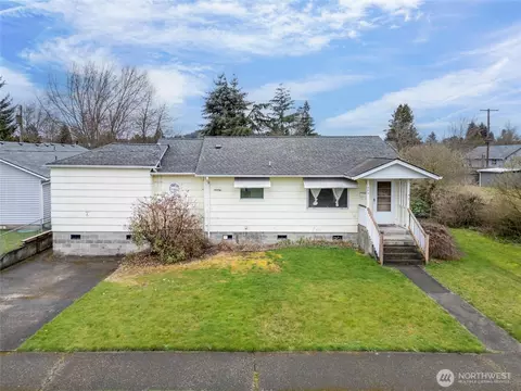 508 Yew St, Centralia, WA 98531