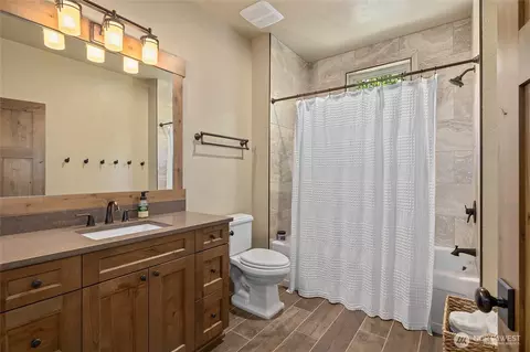Bath - 291 Ruby King Loop, Cle Elum, WA 98922 photo 4 of 4