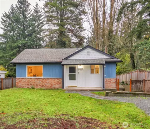 13018 27th Ave NE, Seattle, WA 98125