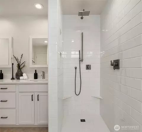2706 E Helen St #C, Seattle, WA 98112 photo 29