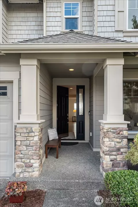 Entry Way - 22912 SE 43rd Dr, Bothell, WA 98021 photo 1 of 1
