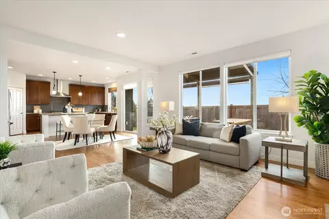 Living - 22912 SE 43rd Dr, Bothell, WA 98021 photo 2 of 3