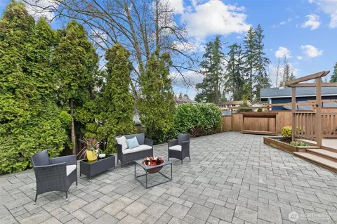 Exterior - 624 217th St SW, Bothell, WA 98021 photo 7 of 11