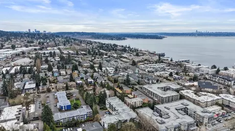 410 2nd Ave S #207, Kirkland, WA 98033