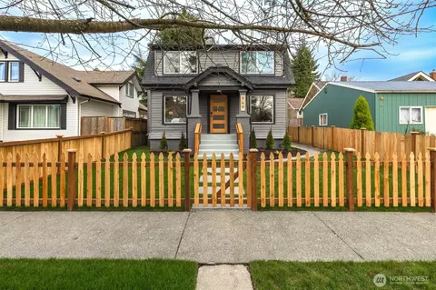 949 S Ridgewood Ave, Tacoma, WA 98405