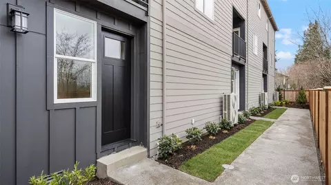 225 106th St SW #A3, Everett, WA 98204