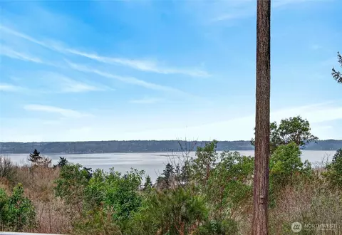 12235 15th Ave SW, Burien, WA 98146