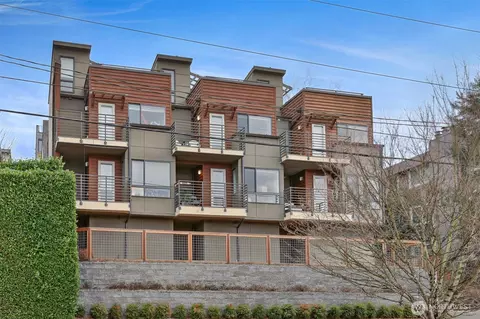 2046 14th Ave W #B, Seattle, WA 98119