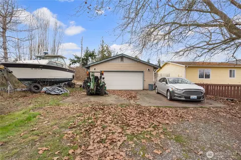 Exterior - 28512 30th Ave E, Spanaway, WA 98387 photo 2 of 3