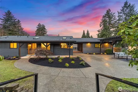 2404 127th Ave SE, Bellevue, WA 98005