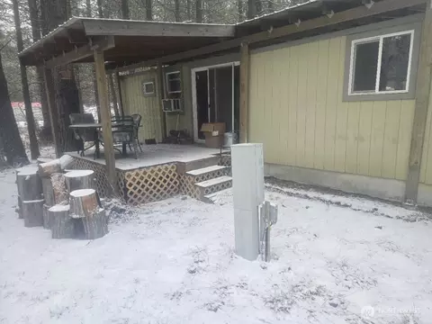 25691 E Valley View Dr, Lincoln, WA 99147