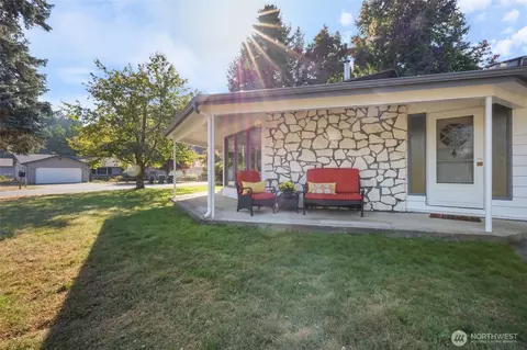 5113 Brassfield Dr SE, Olympia, WA 98501