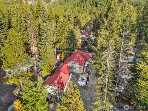 21823 Colt Rd, Leavenworth, WA 98826