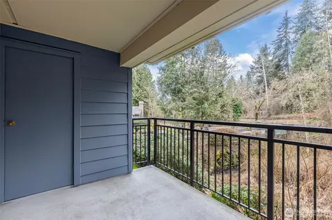 Exterior - 19404 Bothell Way NE #B202, Bothell, WA 98011 photo 3 of 7