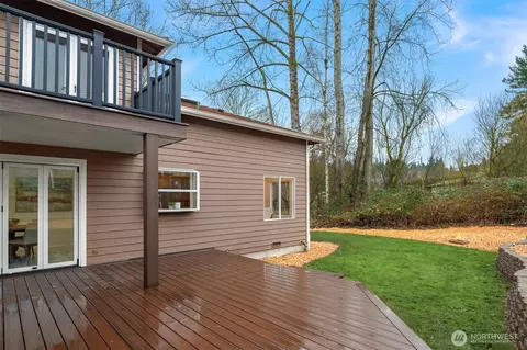 Exterior - 1425 243rd Pl SW, Bothell, WA 98021 photo 5 of 7