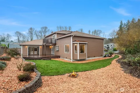 Exterior - 1425 243rd Pl SW, Bothell, WA 98021 photo 6 of 7