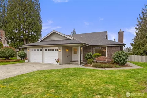 6611 129th Ave SE, Bellevue, WA 98006