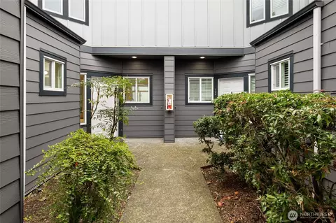 Exterior - 22619 4th Ave W #3-103, Bothell, WA 98021 photo 4 of 4