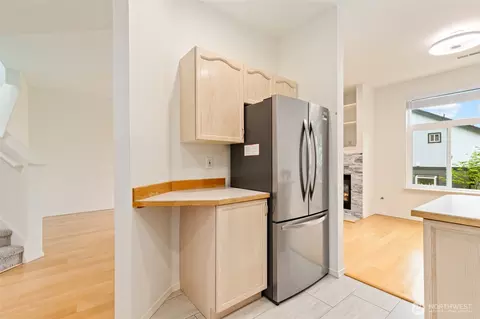 Kitchen - 22619 4th Ave W #3-103, Bothell, WA 98021 photo 2 of 6