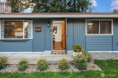 19807 10th Pl S, Des Moines, WA 98148