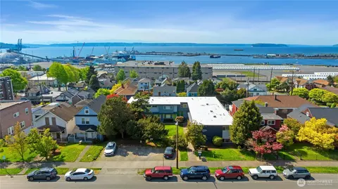 View/Area - 2614 Rucker Ave, Everett, WA 98201 photo 1 of 2