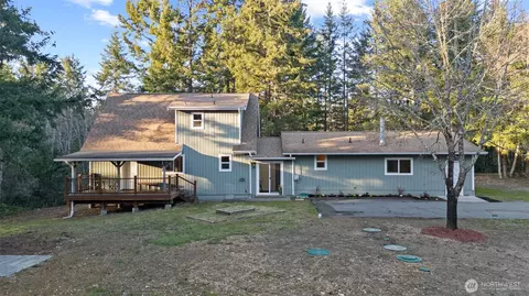 5403 Lone Star Ln NW, Bremerton, WA 98312