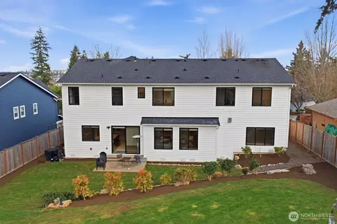 Exterior - 12143 NE 170th Pl, Bothell, WA 98011 photo 4 of 5