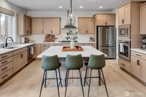 Kitchen - 12143 NE 170th Pl, Bothell, WA 98011 photo 1 of 5