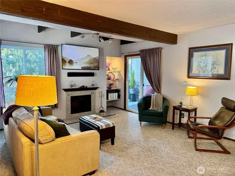 3015 127th Pl SE #N-21, Bellevue, WA 98005